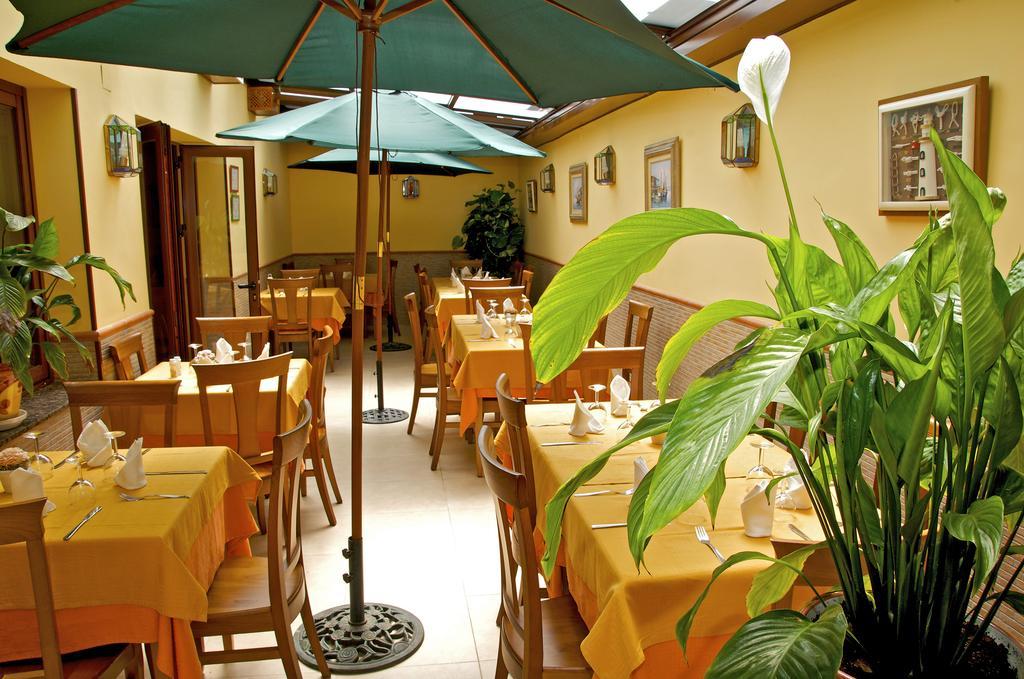 Ona Las Rampas Fuengirola Restaurant photo